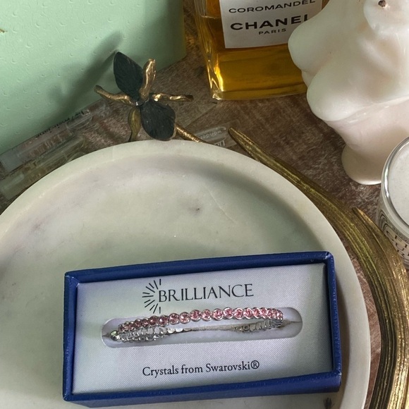 Brilliance by Swarovski Pink crystals adjustable size bracelet - Picture 6 of 6